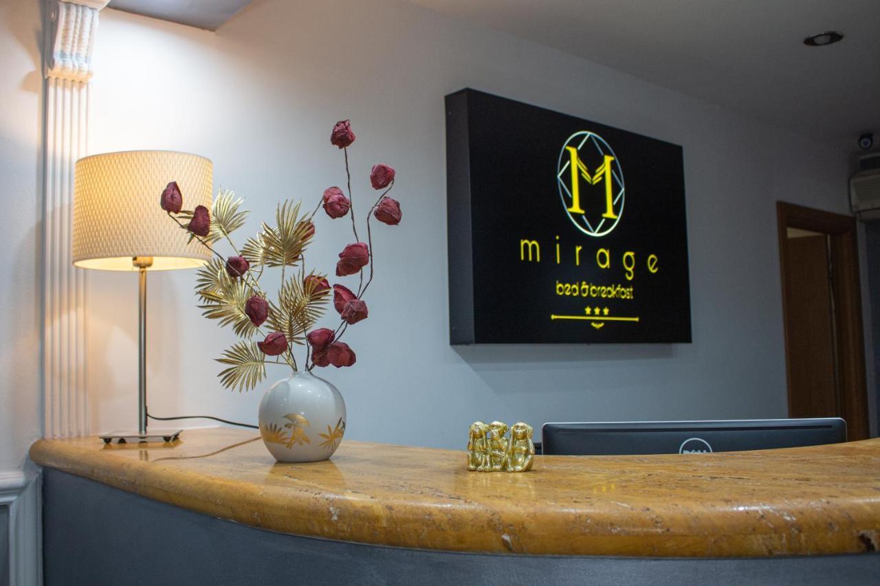 Couette-café Mirage Place *
